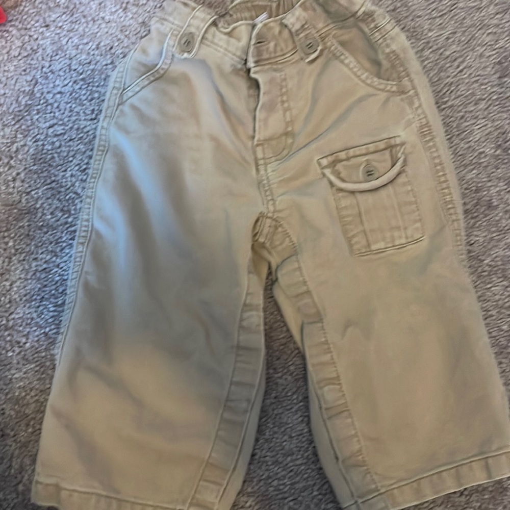Gap pants diaper button down access